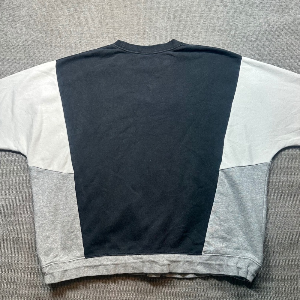 Nike Sweatshirt Womens XL Black White Grey Cinch Hem Colorblock Logo